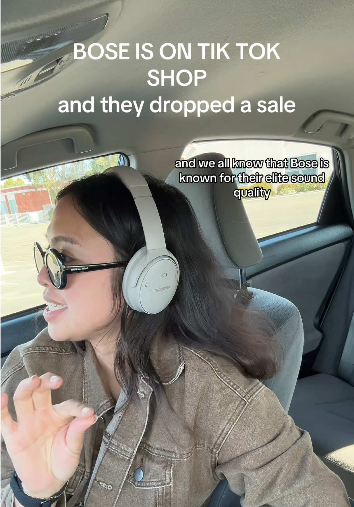 Sounds like surroundsound plus noise, cancellation plus they’re so comfortable almost like a cloud pillow on each of your ears #headphones #bose #boseheadphones #bluetoothheadphones 