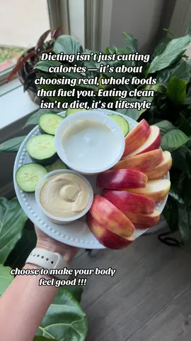 choose to fuel your body with whole, real foods!! 🍎🍳🥩🍌🥑🍌🍊#healthyeating #healthyrecipes #healthyfoodinspo #healthyliving #workout #workoutmealprep 
