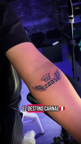 🇵🇪“¿Naciste en 2005? Esto es para ti 👑” IG: FREESTYLE.TATTOO_ -TAG : #freestyletattoo  #TattooTikTok #TatuajesPerú #2005 #TatuajeConEstilo #WingTattoo #TattooInspo #FYP #piuraink #Tattoo2005 #TatuajeConEstilo #TatuajesPerú #PiuraInk #TattooTikTok #Nacidos2005 #AlasParaVolar #FYP #TrendTattoo #alastattoo #minimalist #piuratatuajes #piuraperu🇵🇪 #sechuratatuajes @RAFA TATTOO STUDIO @Peru Tattoo Supply @Tatuajes Mexicanos @steeltattoosupply @Cheka_tattoo_barbershop @New🥷🏻 @ideas tattoo 27 