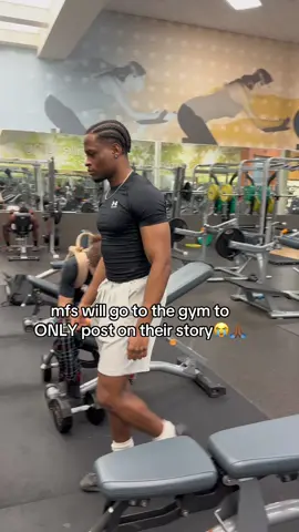 All they do😭 #fyp #gymhumor #GymTok #viral 