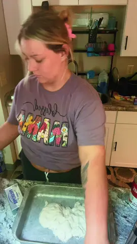 This voiceover is all over the place!!🤣 ##simplyME😘