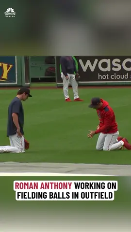 Roman Anthony putting some work in