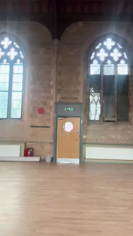 Set up for class with me 🩵 #danceclass #harrogatedanceclass #harrogateperformingarts #performingarts #lapa #laperformanceacademy #danceschool #dancing #dancer #performingartsschool 