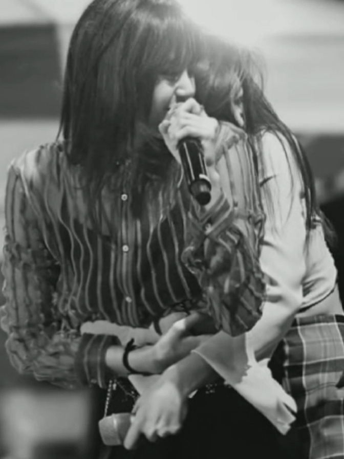 #JENLISA | Ilysm my baby 🤍 #jennie #lisa #jenlisa #jenlisaisreal #jenlisaforever #jenlisarealcouple #jenlisaedit #fyp #fypage #strl2ghts 