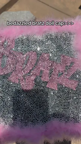 s/o to the class of 2025! here’s my finished cap @bratz #bratz #graduationcap #bratzdoll #rhinestone #bedazzled #classof2025 #capcut #graduation 