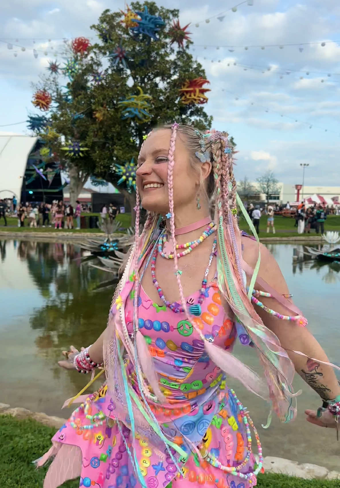 u called the kandi fairy!? 🤭  #ravegirl #kandikid #raveoutfit 