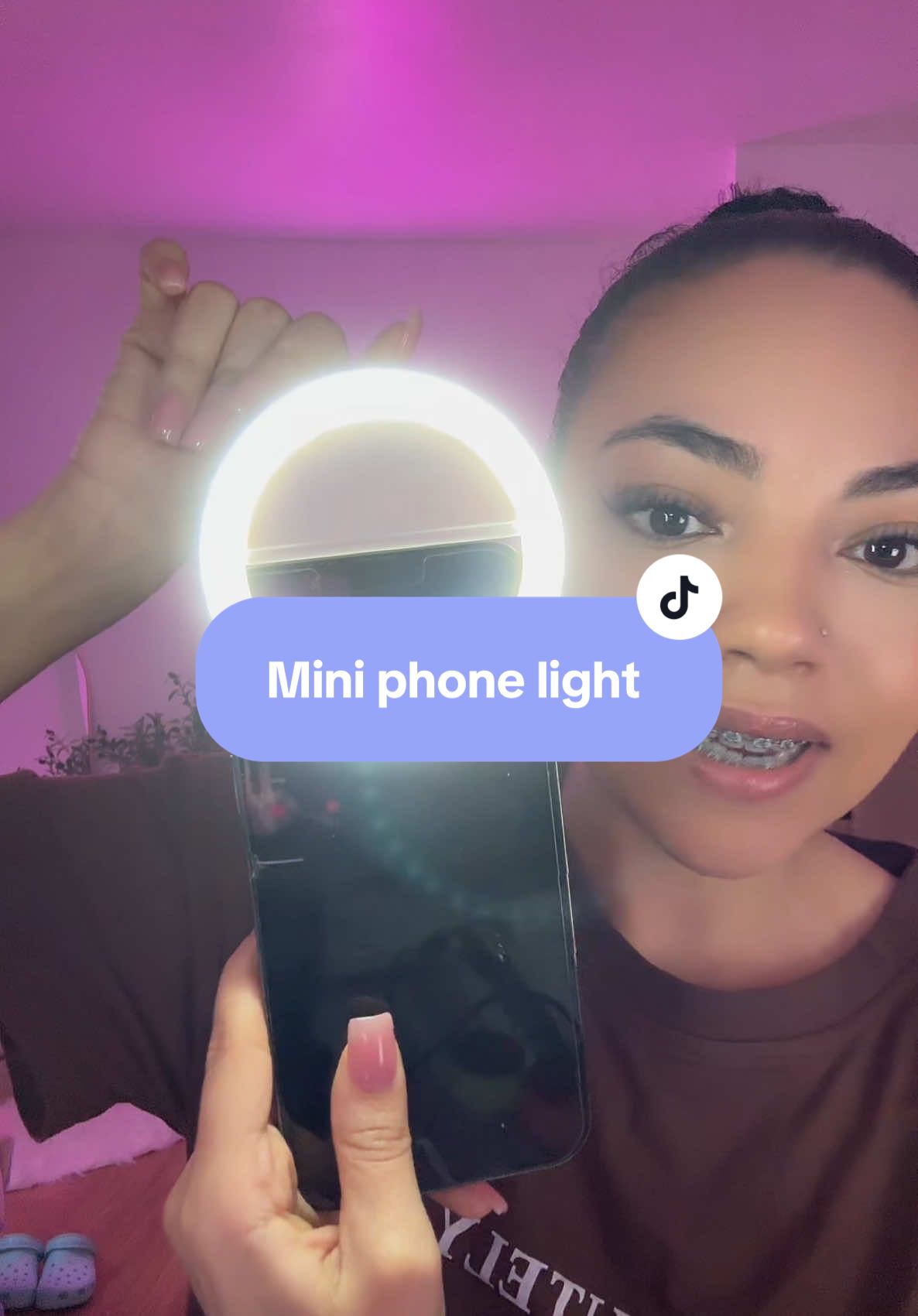 Who knew this little light could be so bright! #selfieringlight  #tiktokfinds  #contentcreatortools  #lightinghack #tiktokshopcreatorpicks #Summer 