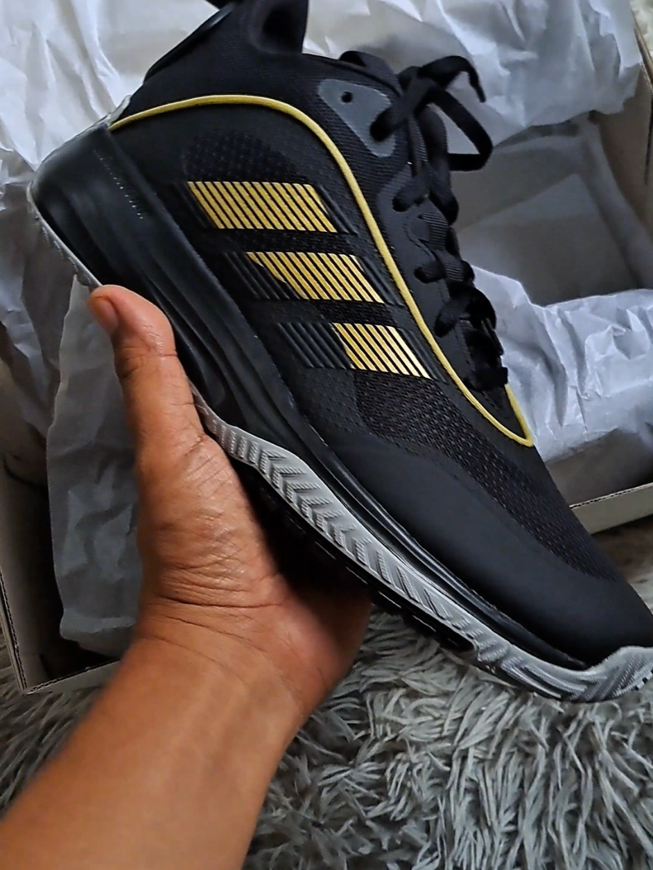 ADIDAS OWNTHEGAME 3.0. #adidas #adidasownthegame3 #adidasownthegame #adidasbasketball