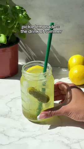 The viral pickle lemonade is the drink of the summer 🥒🍋 #kroger #lemonade #pickles #pickletok #picklelemonade #summerdrinks #drinktok 
