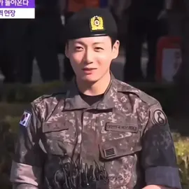 THIS SMILEEEE#taekook #vkook #fyp #foryou 