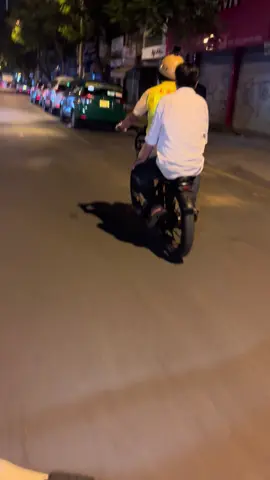 Đi nhâu có người đưa về 🤣🤣