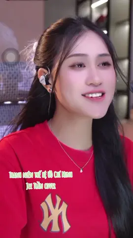 Từ biển khơi tới miền rừng núi cao, cờ đoàn ta mang ảnh Bác với tên người vĩ đại...#jeetran #music #hatlivehay #thanhnienthehehochiminh #giaitri #cover #nhachaymoingay 