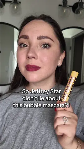 This bubble mascara is sooo good 😍 @Maybelline NY #maybellinepartner #maybelline #colossalbubblemascara #colassalbubble #tiktokshoprestock #tiktokshopmothersday #maybellinemascara #affordablemakeup #affordablemascara #mascarareview #tiktokshopnewarrivals #ttsbeautybesties #tiktokshopcreatorpicks