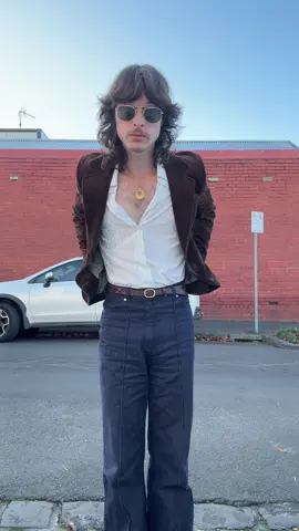 Born to be playing dress up?  #OOTD #fashion #vintage #70s #bellbottoms #flaredpants #fitcheck 