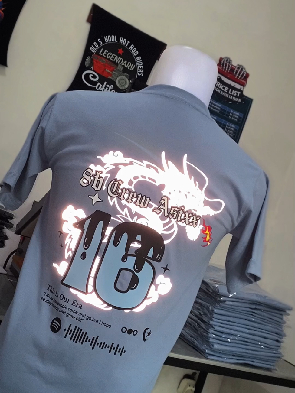🔥 Kaos kelas keren 2025? Ini dia jawabannya! Desain eksklusif❗ cocok buat kenangan akhir sekolah, foto bareng, sampai perpisahan. ✔️ Bahan nyaman ✔️ Sablon awet ✔️ Desain bisa custom nama/kelas 💬 Minat? Langsung DM atau klik link di bio! #KaosKelas2025 #DesainKaosKelas #KaosPerpisahan #KaosCustom #KaosSablon #KaosKelasKeren #KaosAnakSekolah #KaosKelasUnik #kaosmenyala #FYP  #kaosmojokerto #sablonkaosmenyala #sablonmenyalamojokerto #PesanKaosMojokerto #SablonMenyala #DesainKaos #SeragamKelas 