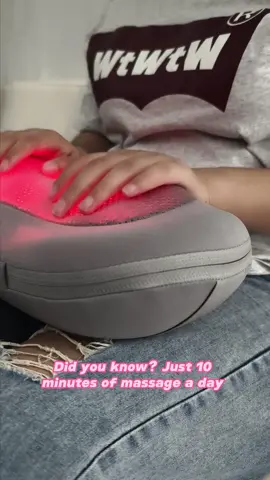 Neck and Back Massager Pillow with 3D Kneading and Heating -  Ultimate Comfort and Relaxation - Luxury, Relaxing 😎#modofo #modofobeauty #neckmassager #shoulderpain #backmessager 