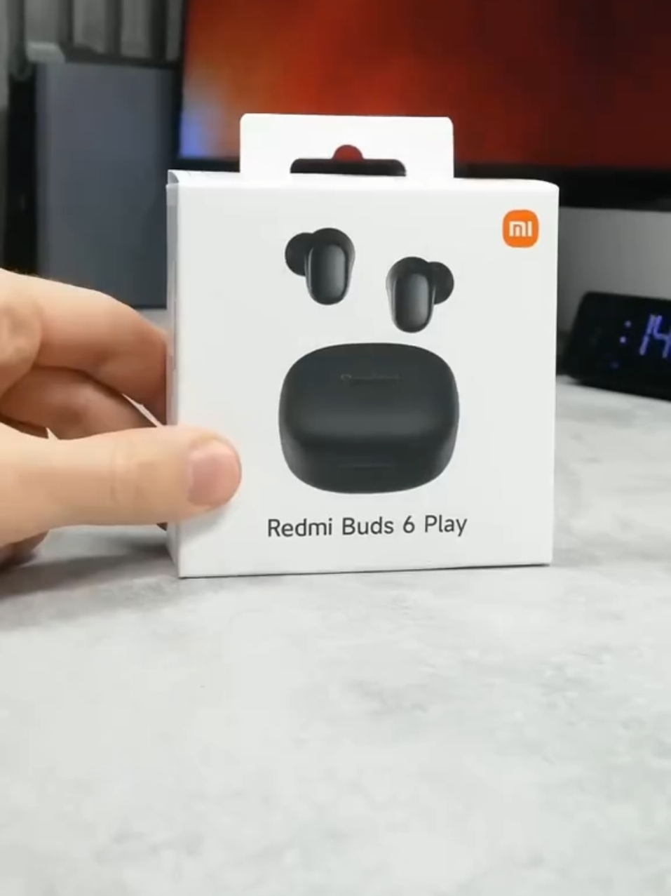 🎧 Redmi Buds 6 Play 📌 Disfruta de tus músicas favoritas con los nuevos auriculares Buds 6 Play con su nuevo diseño. ● Elegancia y versatilidad  ● Ideal para Juegos, músicas, películas o cualquier entretenimiento. ● Bluetooth 5.4 más rápida y estable. ● Detecta automáticamente los dispositivos cuando la tapa del estuche este abierta. ● Certificación IPX4 resistente al polvo y agua. ● Personaliza los auriculares a tu manera con su propia aplicación Xiaomi Earbuds. ● 5 ajustes de Ecualización integrado. ● Hasta 36 HORAS de duración de la batería. ● Reducción de ruido con doble micrófono integrado. ● Filtra el ruido ambiental ● Disfruta de llamadas nítidas e inteligentes ● Cancelación de ruido de doble canal. ● Control multimedia TÁCTIL. 🎁 Promoción hasta agotar: 170 000 Gs. 👉🏻👉🏻 DELIVERY GRATIS‼️👈🏻👈🏻 🧾 Garantía escrita. 📲 Consultas: 0982 22 45 91  ✔️ Contamos con Delivery 🏍 y envíos a todo el País 🚚📦