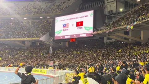 Ultras Malaya - Demi Malaysia & Sehati Sejiwa 🇲🇾  #PialaAsia2027 #AsianQualifiers #Fyp #Malaysia #Vietnam #Stadium #BukitJalil #Salam4Kosong #JanganLayanOrangGila #HarimauMalaya 🐯 