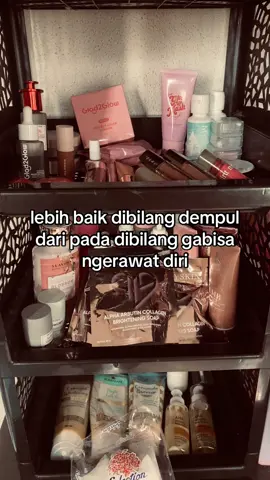 dia sukanya cewe natural gengs  🥲#foryoupagе #makeup #girlssupportgirls #pypdongggggggg 