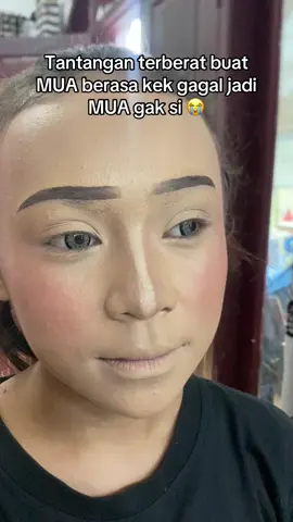 Kasih tau cari mengatasinya dong ☺️#makeuptutorial #makeupwedding #makeupartist #muamalang ##malanghits 