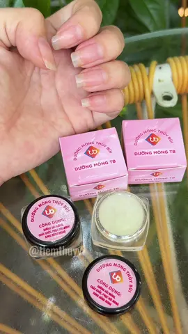 Muốn móng cứng chắc khỏe, móng mọc ra không gãy xài thử hủ dưỡng móng nhà Thủy Bùi này đi mấy b, chân ái lắm #duongmongtay #duongmongthuybui #tiemthuyvi  @Thuý Vi Review  @Thuý Vi Review 