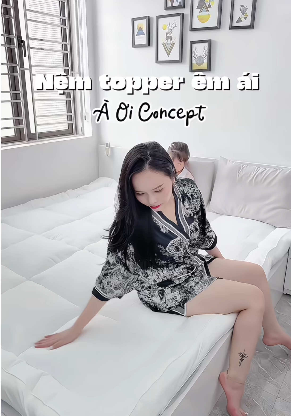 Có nệm topper nằm êm ái hơn hẳn thích lắm mấy bà ạ 🤭 #mekemdaily #aoiconcept #bedding #tencel #goilongvu #tuhaohangviet #unbox #nemtopper #fyp #xh #xhtiktok 