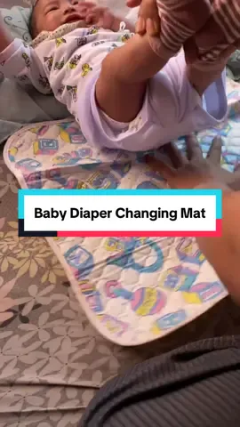 Baby changing diaper dapat meron ka nito momshie para may cover ka every time na magpalit ka ng diaper ni baby. #babychangingdiaper #nesting #babyessentials #babydiaperchangingmat 