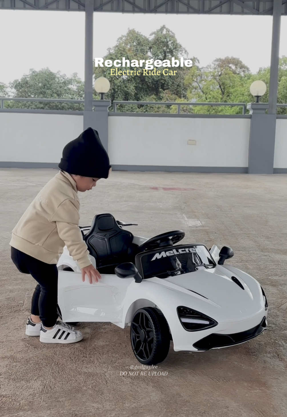 Rechargeable Ride Car🚗 #carforkids #electriccarforkids #remotecontrolcar 