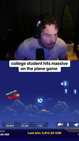 college student hits massive on the plane game #rydurz #planegame #kickstreaming 