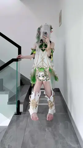 Coser : 小睡一点 #cosplay #nahida #cute #beauty #cosplayer #GenshinImpact #cosplaypassion #irukachan 