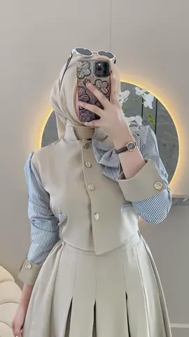nom”ootd buat weekend sama paksu🔥gong bngett😍#fyp #promomakangajian #foryoupage #ayucitrahijab #joget #viralvideo #joget #ayucitrahijab #ootdhijab 