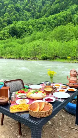 دعاء الصباح اللهم امين يارب العالــــــــمين 🤲#creatorsearchinsights #creatorsearchinsights #عراق #عراقيةوافتخر🇮🇶 #عراقيين #الصلاه_الصلاه_ياعباد_الله فطور الصباح في طبيعه الخلابه ماشاء الله تبارك الله 