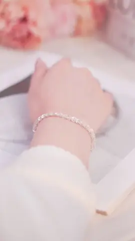 Lắc tay TLEE đuôi phụng LT0103 – nữ tính, độc lạ, mềm mại chuẩn bánh bèo thời thượng🌷#tleejewelry #daychuyenbactlee #lactaybactlee #nhanbactlee #nhandoibactlee #khuyentaibactlee #lacchanbactlee #setquatangtlee #trangsuc 