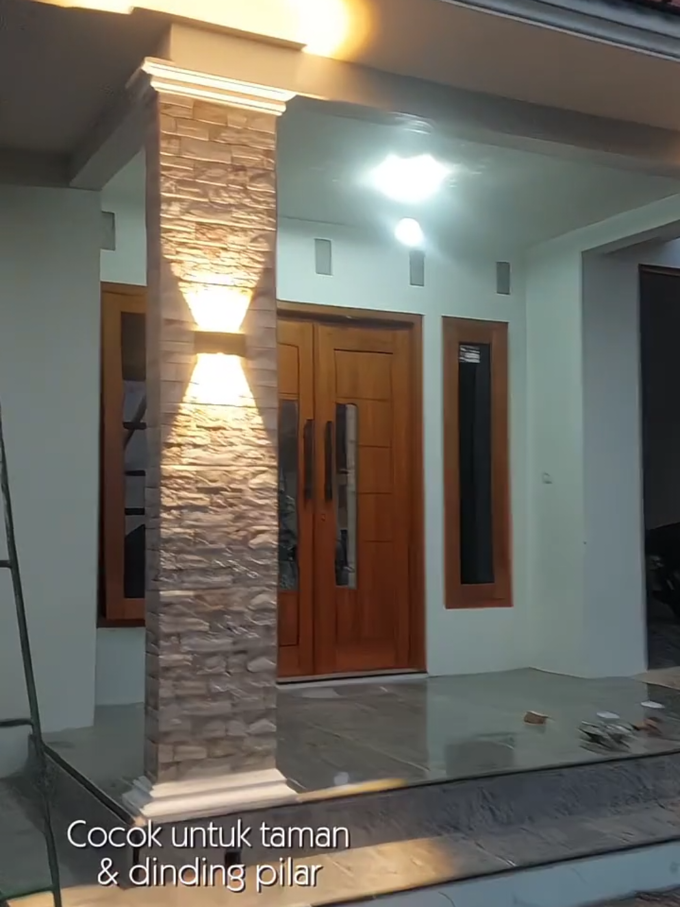 #rumahminimalis #fyp #beranda #rumahidaman #rumahklasik #lampupilar #lamputaman #lampudinding #lampuaesthetic 