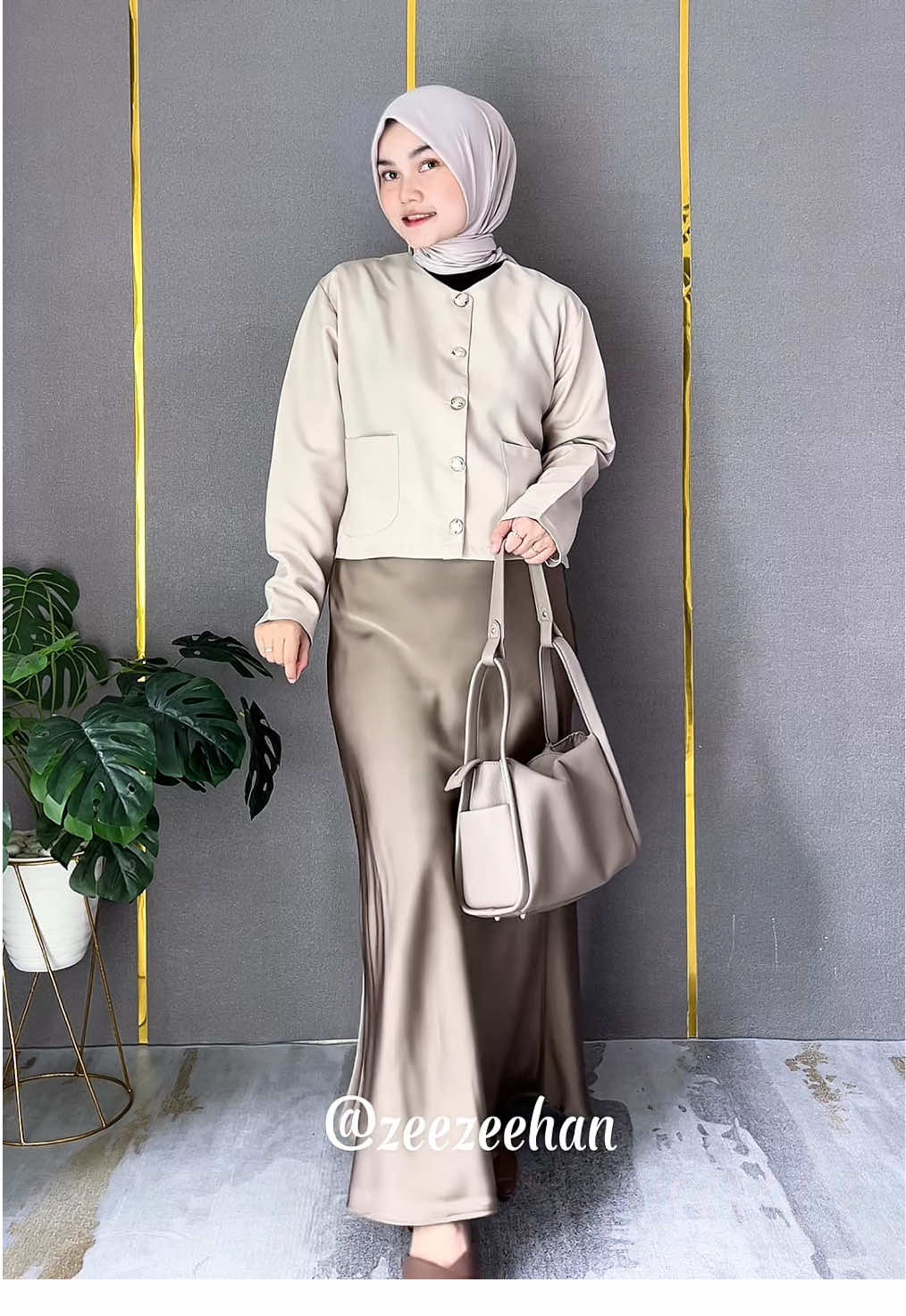 Rekomendasi blazer crop cantik 🫶🏻 #blazer #blazercrop #blazeroutfit #ootdhijab #ootdhijabstyle #blazerkerja #outer #fypage 