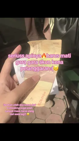 tiktok kenapa pliss..?? #fypシ゚ #lewatberanda #tiktokpelitfypnih😔💔 #pelanggaran #shibalsaekkiya #akunkenapelanggaran☹️