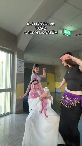 ATE #bellydancer #mottowoche #gruppenkostüm #fyp @𒉭🇦🇱 @Ⓜ️arija 