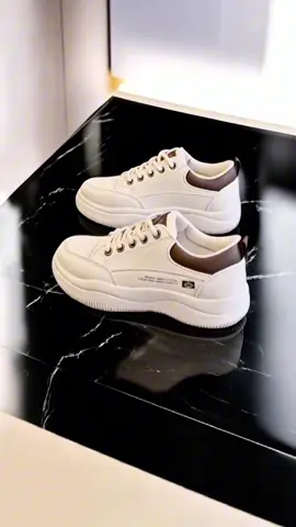 Giày Sneaker nữ hot trend 2025 #giay #xuhuong 