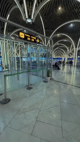 #الناقل_الوطني_العراقي✈️🇮🇶 #بغداد❤️ #الناقل_الوطني_العراقي✈️🇮🇶 #مطار_بغداد_الدولي #اليرموك_4_شوارع #امن_المطارات #عشايرنه_العراقيه👑🇮🇶 #الجحيشي_إمارة_زبيد 