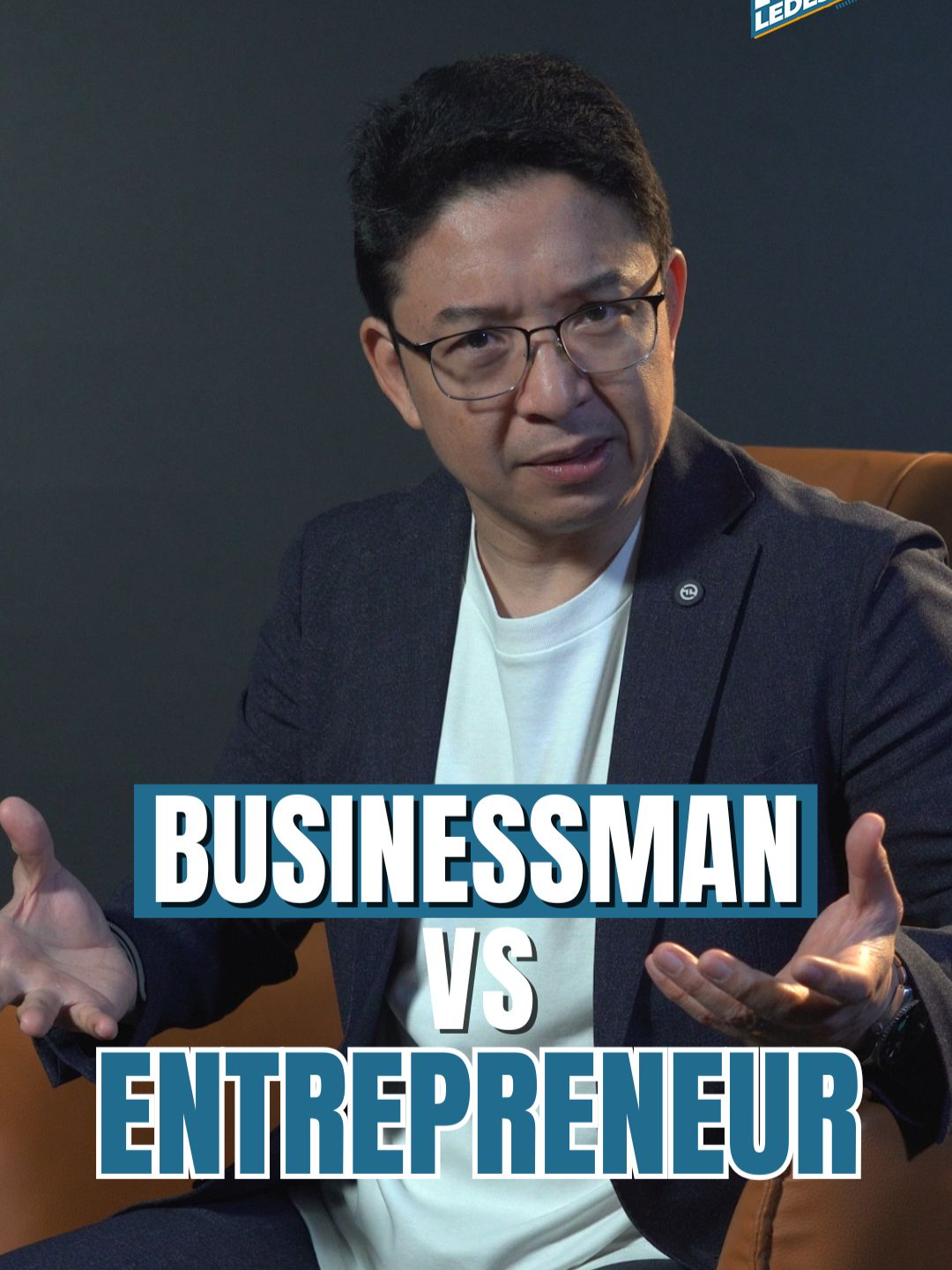 Business vs. Entrepreneur: What’s the difference? A business runs on systems. An entrepreneur thrives on vision. One manages what is, the other builds what could be. Both are important—but it’s the entrepreneurial mindset that drives innovation and long-term growth. Which one are you: the manager or the visionary? #RJLedesma #fyp #businessadvice