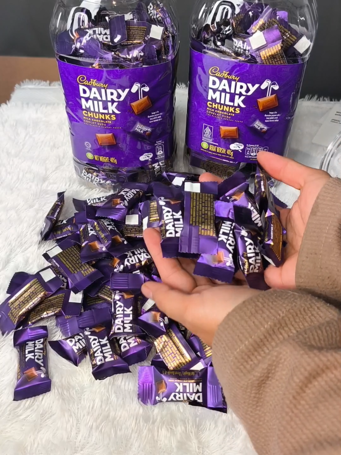 Bisa untung banyak, cadbury dairy milk kecil sachet toples #dairymilk #cadbury #cadburytoples #coklat #warung #cadburydairymilk 