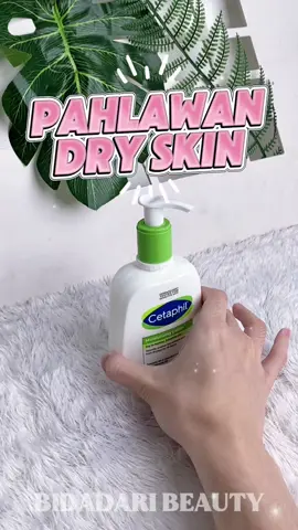 Para pejuang dry skin nggak perlu khawatir lagi nih Angels! Karena moisturizing lotion ini memang diformulasi untuk kulit kering & sensitif 🤍 #cetaphil #moisturizer #lotion #bidadaribeauty 