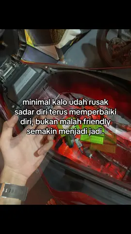 udah bekas murahan pulak🤢🤮