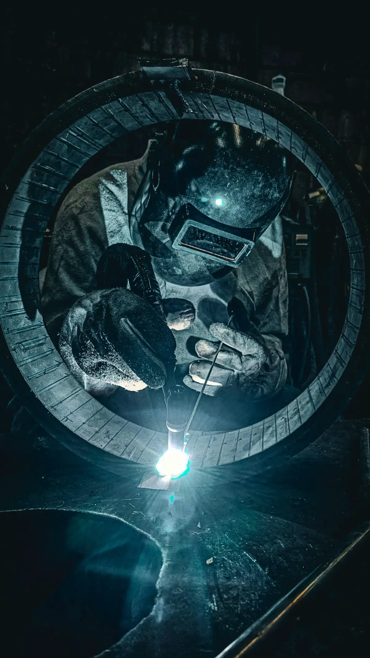 Fond d’écran 4k soudeurs 👨‍🏭 #wallpapers #4k #tiktokfrance🇨🇵 #soudeur #foruyou #weldingisart #chaudronnerie #weldinglife #POVouvrier #foryou #soudurepropre 