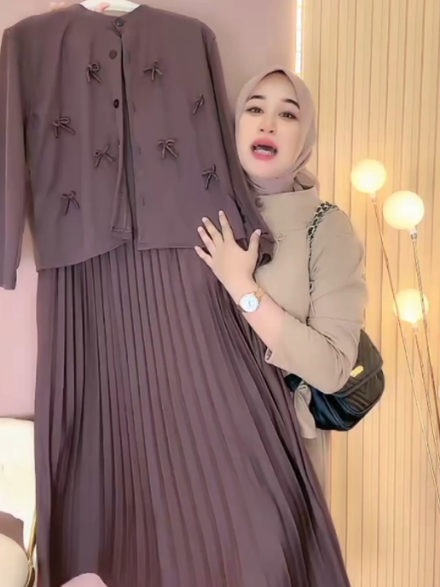 BM - DOLIA SET DRESS PLISKET PITA WANITA #setdress #setelanterbaru #setpolos #setmurah #outfit #belilokal #tiktoktokopedia #wibgajian 
