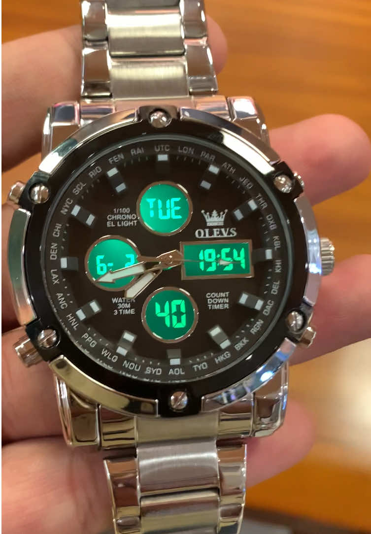 Buruan diorder jam tangannya jangan sampai kehabisan #jamtangan #jamtanganviral #jamtanganmurah #jamtanganoriginal #jamtangankeren #jamtanganmewah #jamtanganantiair #jamtanganpria #jamtanganlelaki 