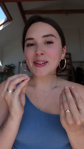 ↓ How to change your self-image ↓ (Automations only work on IG) Comment ''Self-Esteem'' to get my free self-esteem guide ❤️ When you change your self-image, you change your life. My clients have gone from socially anxious, to feeling calm & confident by doing this exact practice & today I am giving it away for free. So SAVE it for later ❤️ 1. Get clear on what negative beliefs you currently carry about yourself. 2. Realise that your mind always tries to proof the things it already beliefs. So you don't see a reflection of reality, you see a reflection of your self-image in your outside world. 3. Reframe the negative beliefs into positive ones. 4. Look for evidence of these new beliefs every day. You self-image (and subconscious mind) can only be rewired through repetition. 5. Stop the narrative of the negative self-image, when it comes up. This is just 1 step of my Reframe Method, the Method that helped my clients finally overcome their social anxiety and feel confident in who they are. In my program Return To Inner Confidence I will take you on the whole journey I have only taken my 1:1 clients through so far! Comment ''VIP'' to get on the waitlist! As it is launching this month for just the VIPs first 😍 With So Much love, Melinde #anxietyproblems #anxiety #anxietyrecovery #anxietyrelief #mentalhealthcoach #anxietycoach #mentalwellness #mentalwellbeing #mentalhealthquotes #anxietytips #socialanxiety #socialanxietydisorder #socialanxietyproblems #anxietyremedies #anxietyfree #anxietyattack #anxietyhealing #mentalhealthtips #mindsetshifts #selfimage #selfconcept #zelfbeeld #angststörung #angststoornis #confidencecoach #selflovecoach #zelfvertrouwen #selbstvertrauen #autoconfianza #confianceensoi