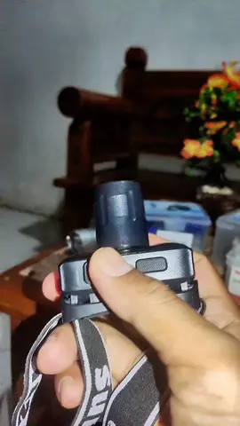 Senter favorit senterled kepala Surya 15 Watt ringan baterai tahan 8 jam #senterkepala #senterledkepala #sentersurya #wibgajian 