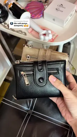 Membalas @Whoami ngga kan nyesel, minimal punya 1 warna deh 😭🫶🏻 #dompet #pierrelouis #baellerry #dompetlipat 