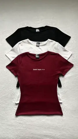 basic tops >>>  #OOTD #basictops #mera #shopatmera #merabasictop #merabasics 